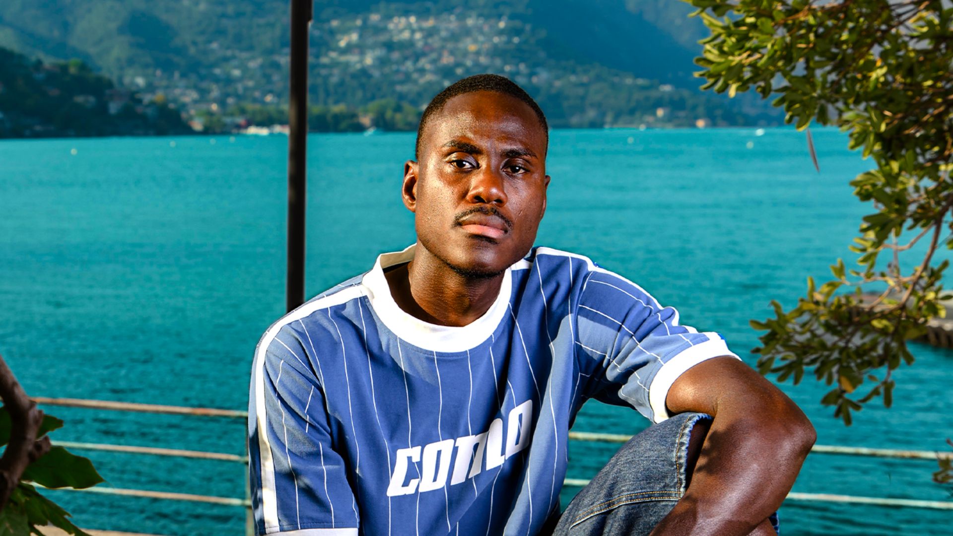 Como 1907 Signs England International Trevoh Chalobah