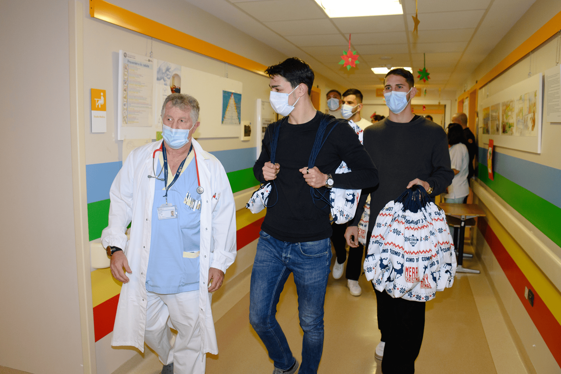 Como 1907 a Natale con i Piccoli Pazienti Locali - Como 1907