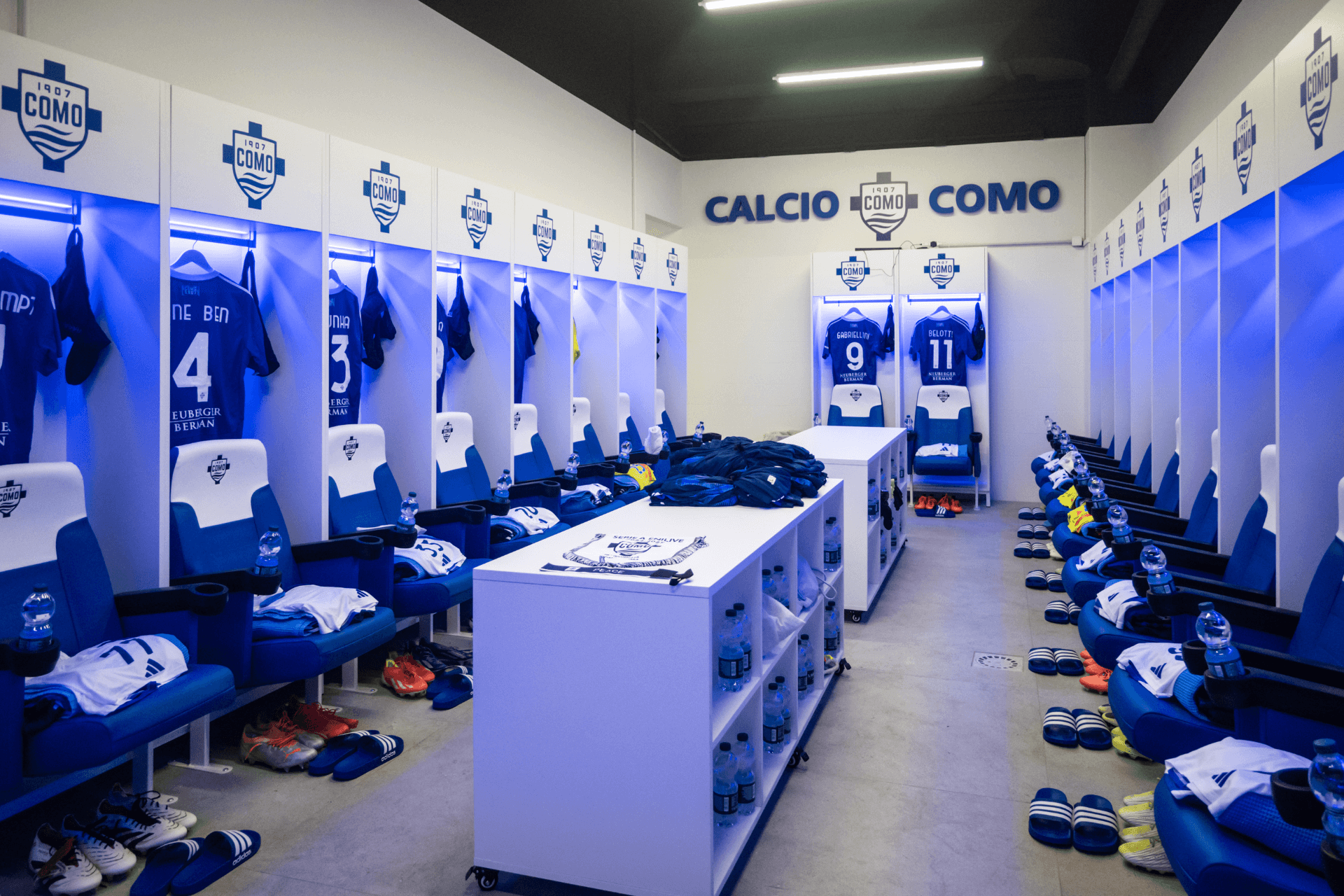 Como 1907 svela le Esclusive Matchday Experiences, unendo la passione per il calcio con l’eleganza senza tempo del Lago di Como - Como 1907