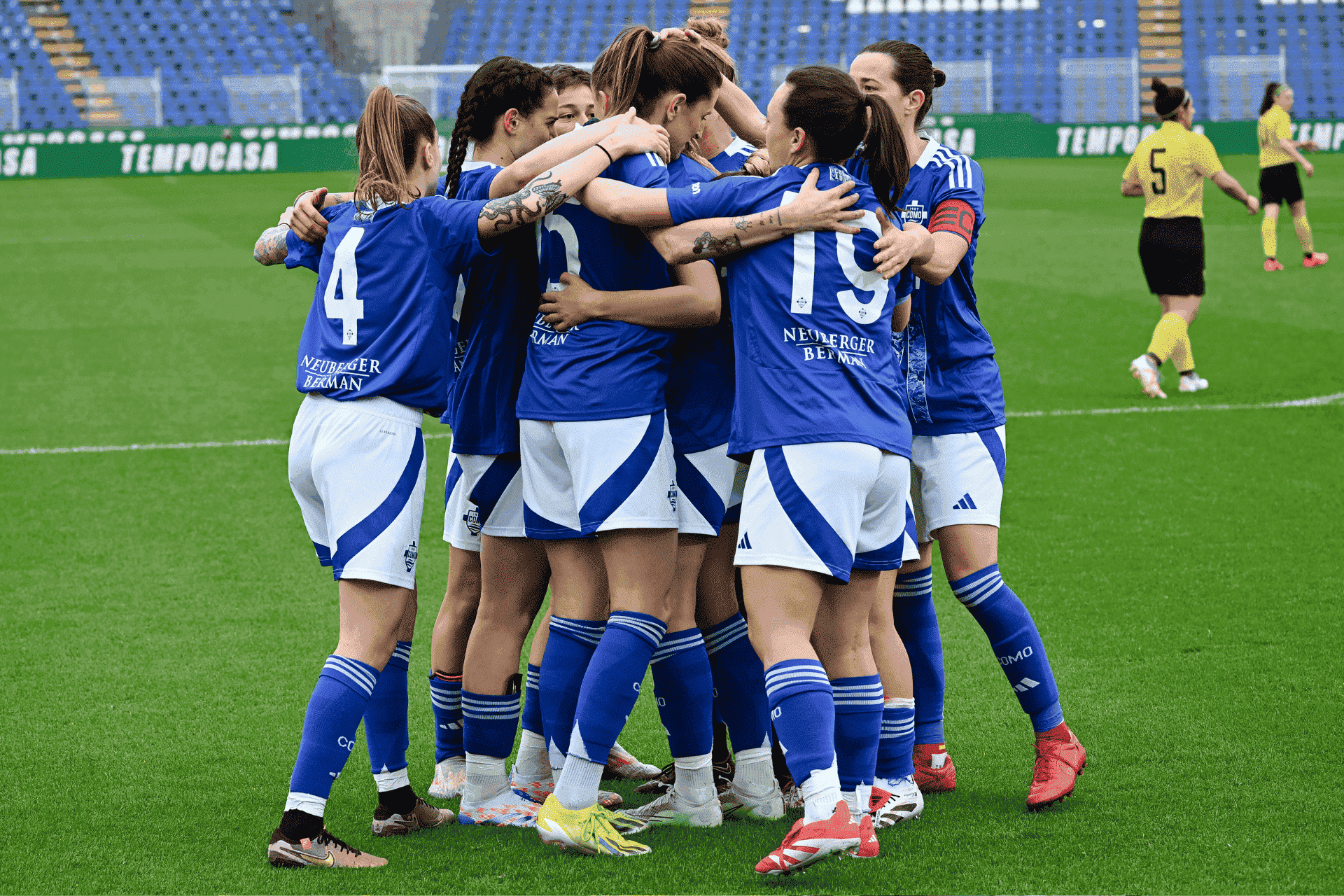 Como 1907's Women's First Team Will Compete in Serie B 25/26 - Como 1907