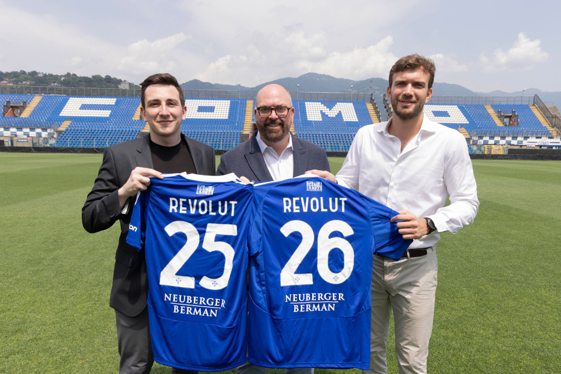 Revolut diventa partner ufficiale di Como 1907 per i servizi bancari e di cambio valuta - Como 1907