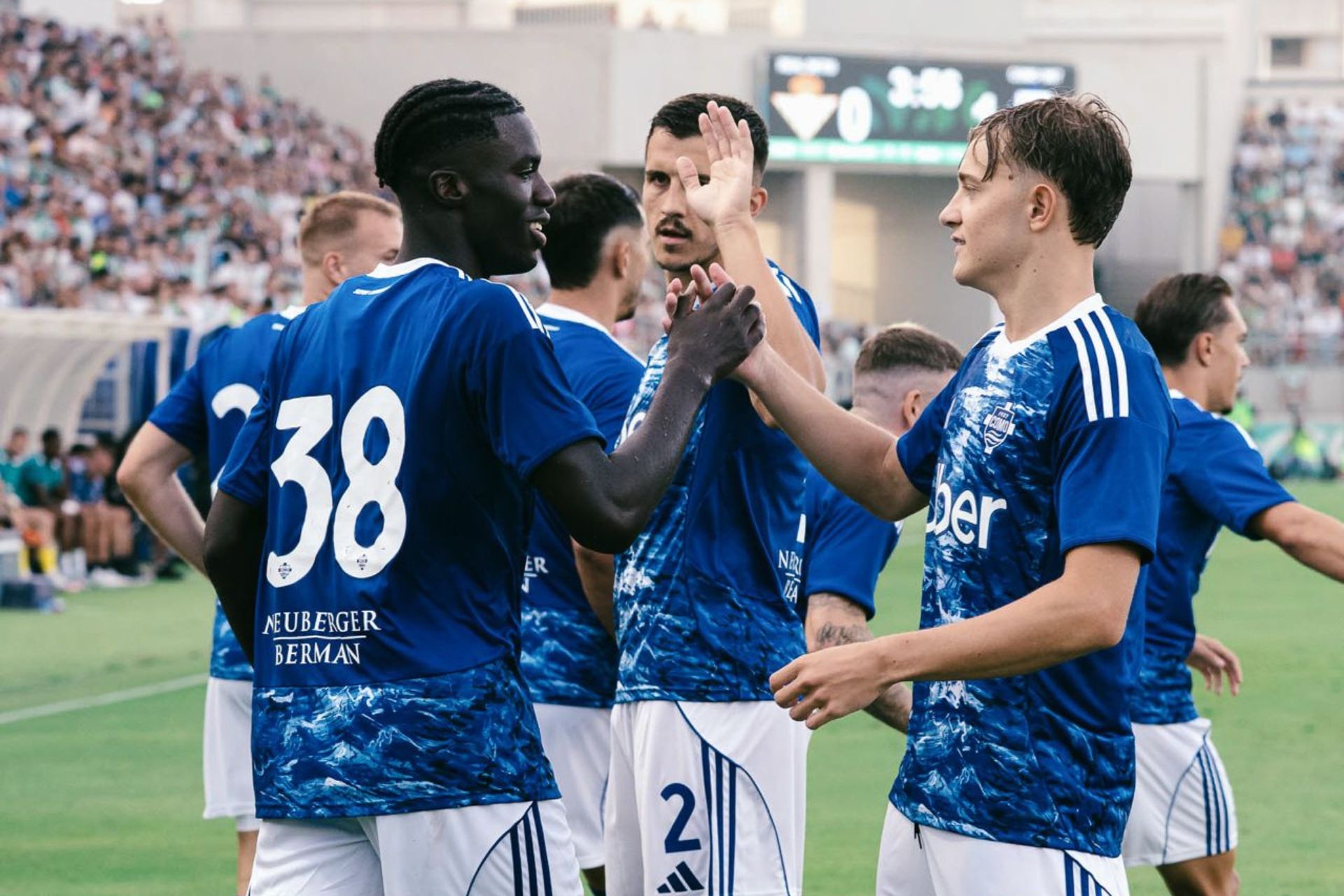 06/08/2025 | Amichevole Real Betis-Como 1907 | Estadio Municipal de La Línea de la Concepción - Como 1907