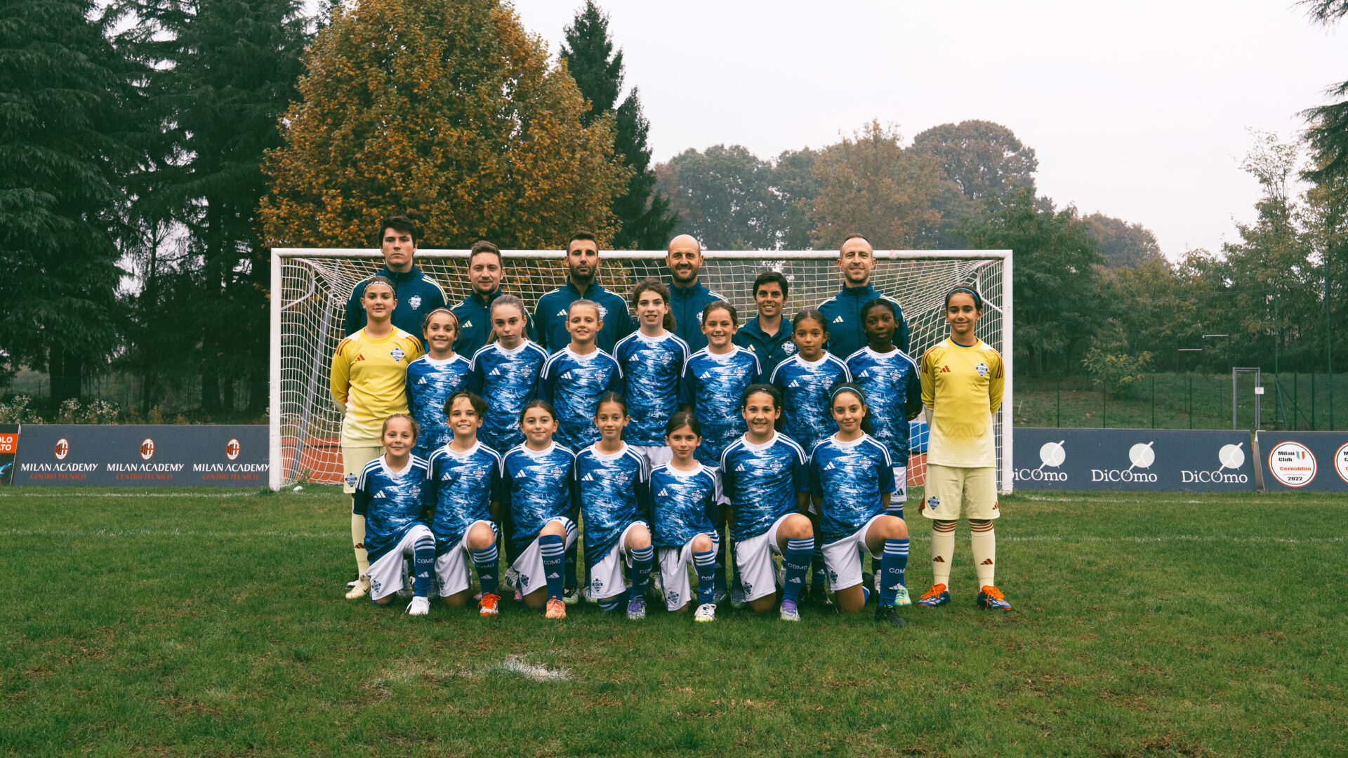 Youth women team image